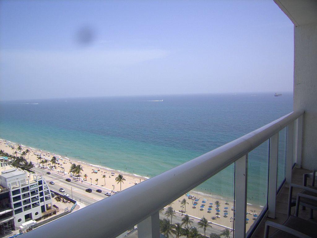 Private Residences Fort Lauderdale Beach Resort Room photo